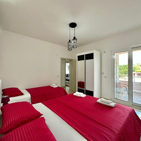 Queen Kodre Apartments อุลซิน ภายนอก รูปภาพ
