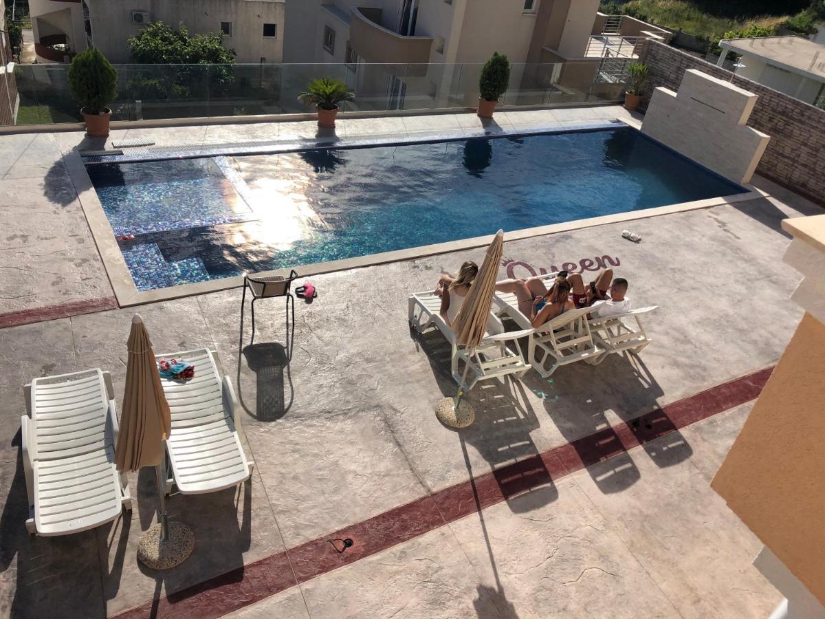 Queen Kodre Apartments อุลซิน ภายนอก รูปภาพ
