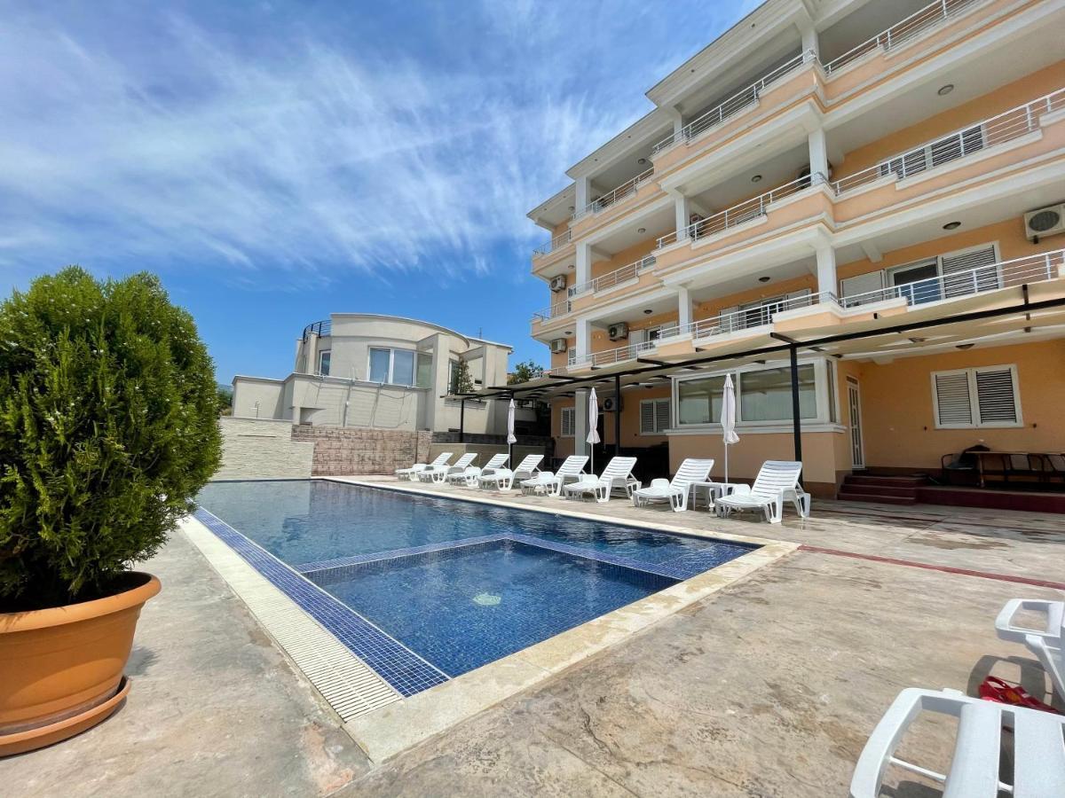 Queen Kodre Apartments อุลซิน ภายนอก รูปภาพ