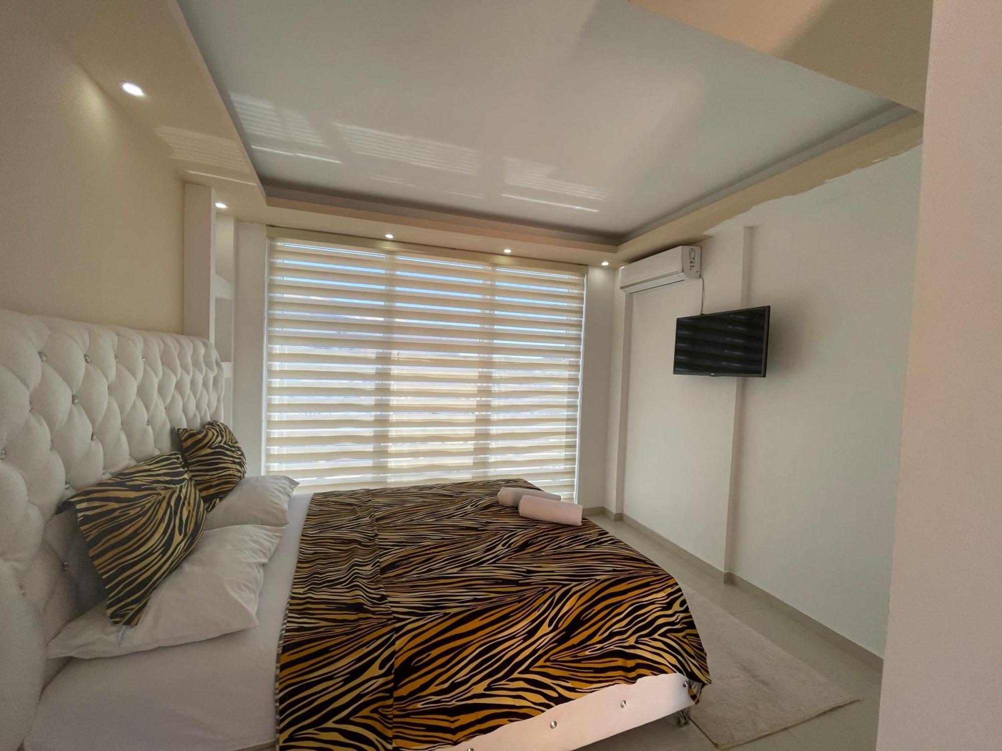 Queen Kodre Apartments อุลซิน ภายนอก รูปภาพ