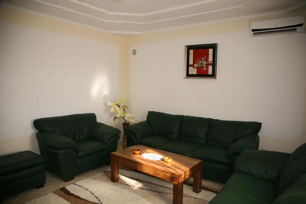Queen Kodre Apartments อุลซิน ห้อง รูปภาพ