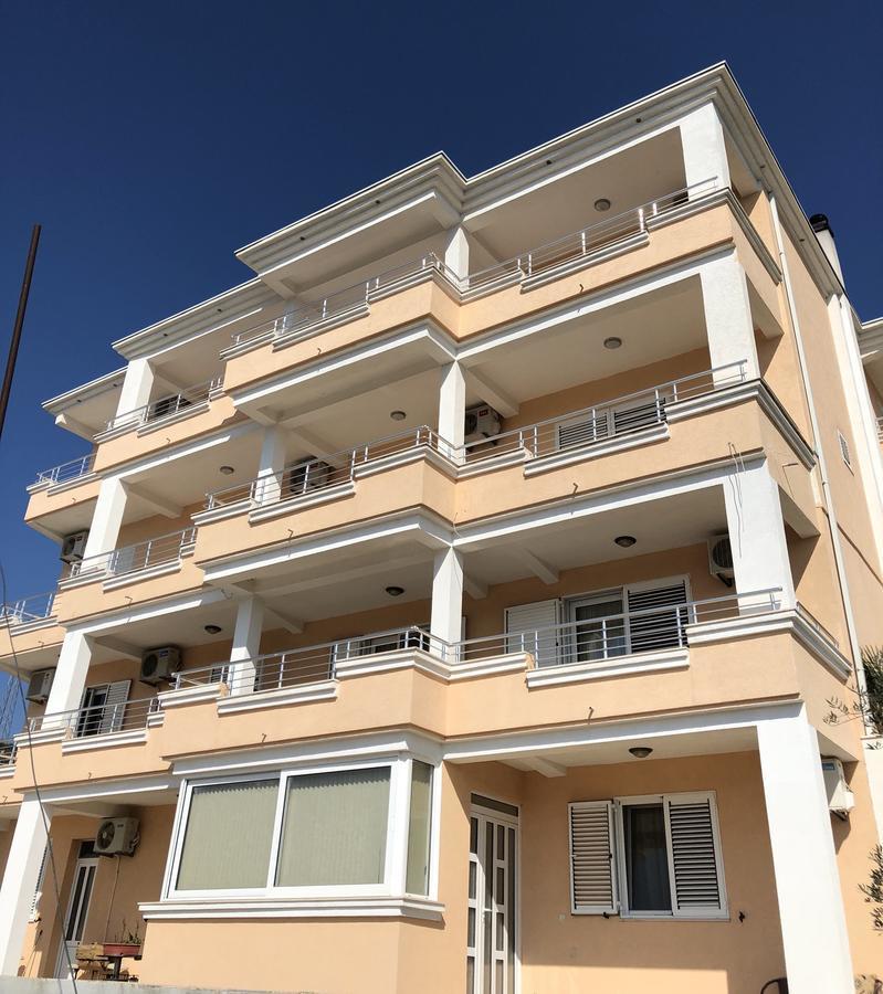 Queen Kodre Apartments อุลซิน ภายนอก รูปภาพ