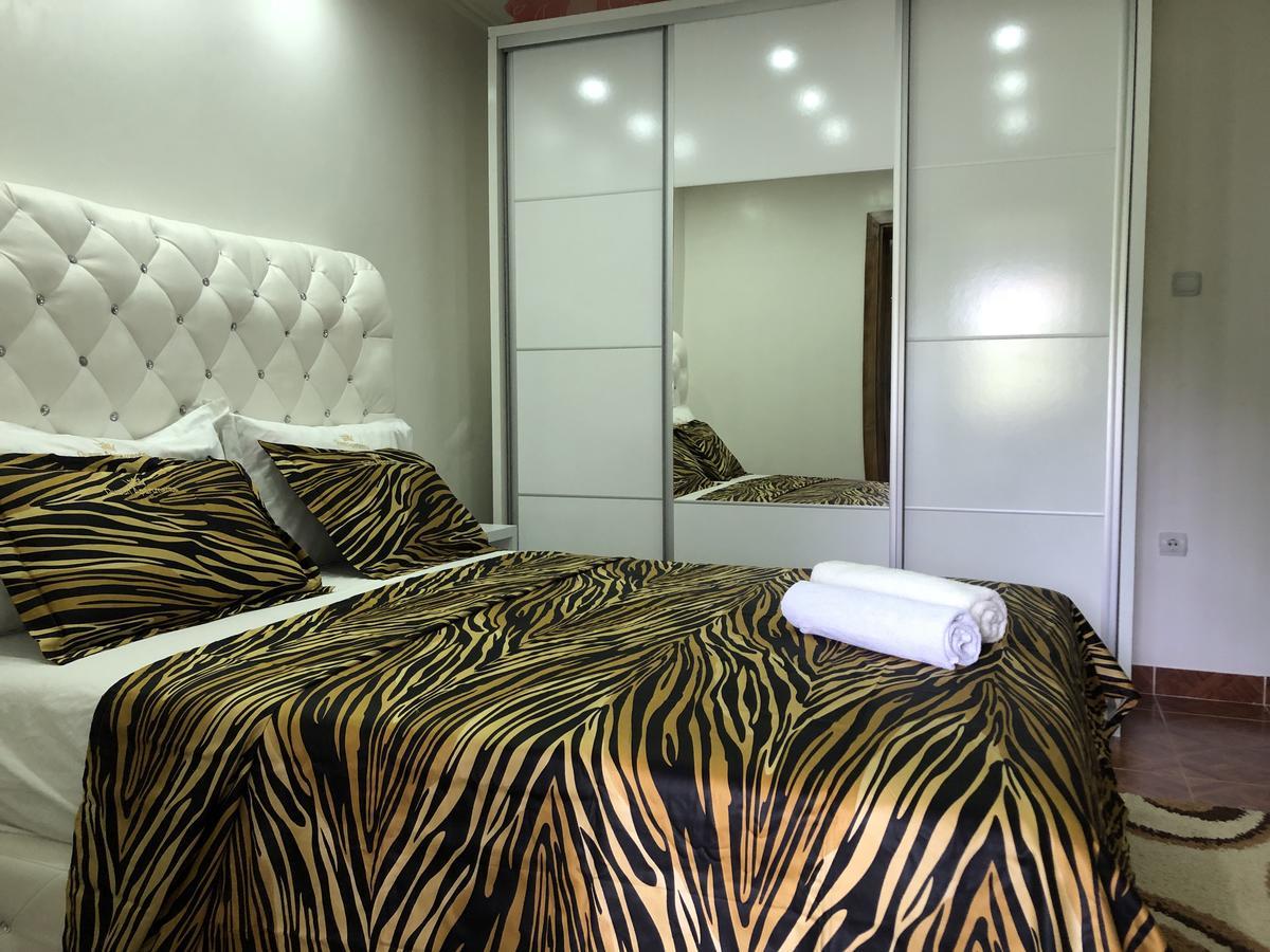 Queen Kodre Apartments อุลซิน ภายนอก รูปภาพ